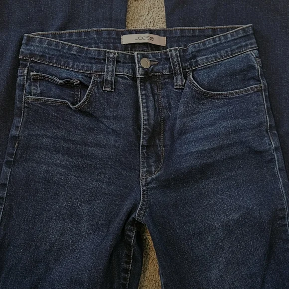 Joe's Flare Mid Rise Dark Stretch Veles Jeans 28 / 6 - Picture 5 of 7